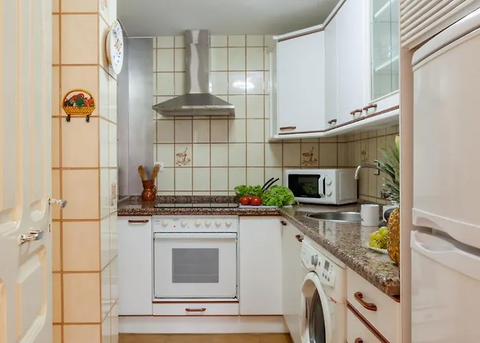 Salome, Mora De Luna, Al Lado Del Rio Luna * Vega de Caballeros