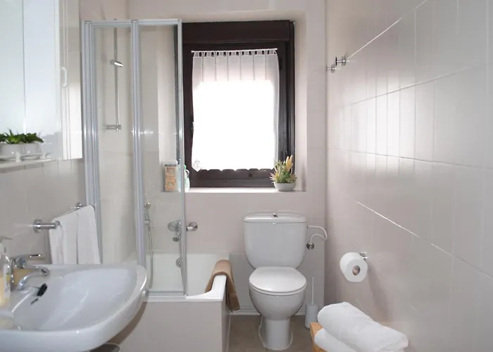 Salome, Mora De Luna, Al Lado Del Rio Luna בית נופש Vega de Caballeros