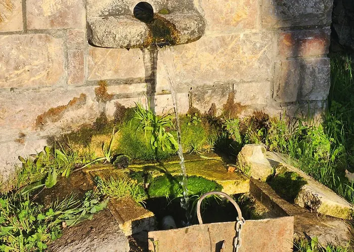 Salome, Mora De Luna, Al Lado Del Rio Luna * Vega de Caballeros