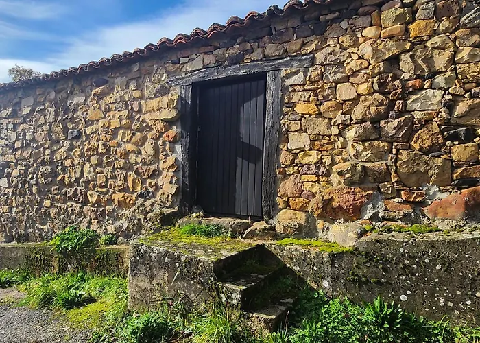 Salome, Mora De Luna, Al Lado Del Rio Luna בית נופש